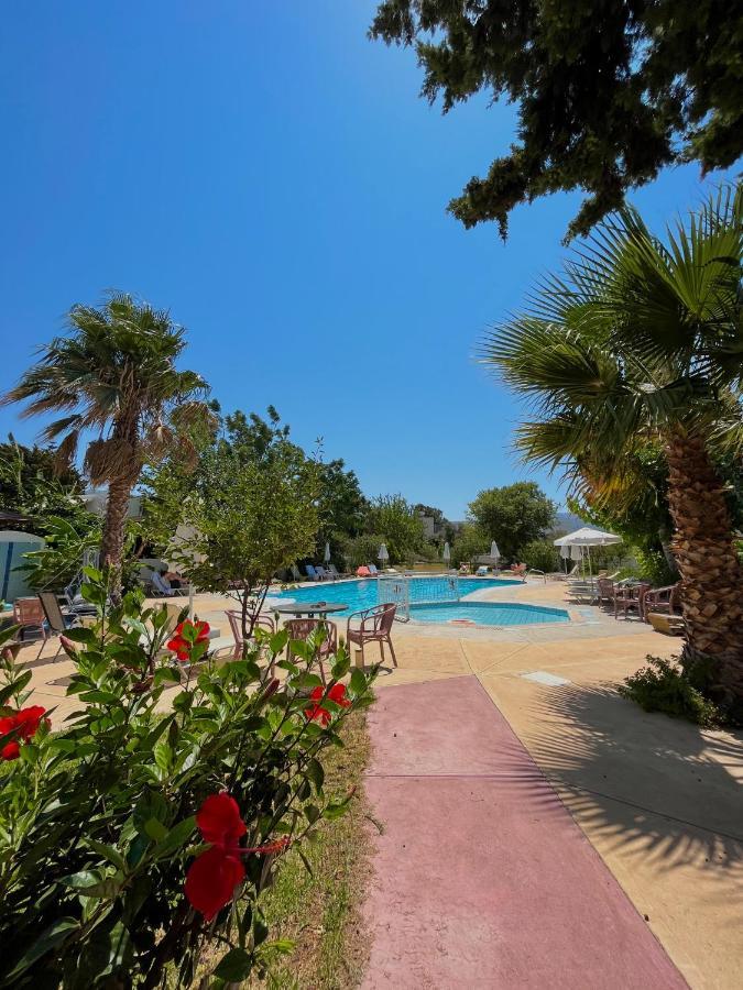 Theodorou Beach Hotel Apartments Psalidi  Exteriér fotografie