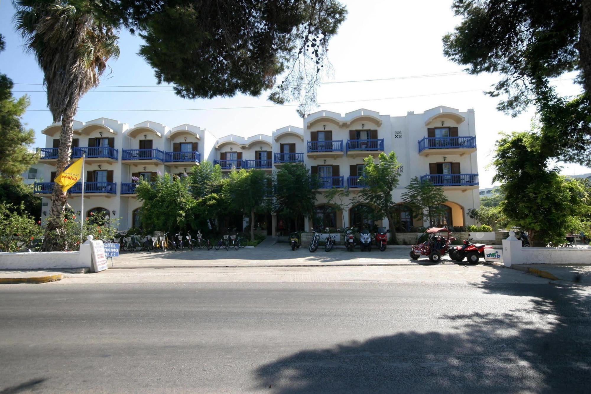 Theodorou Beach Hotel Apartments Psalidi  Exteriér fotografie